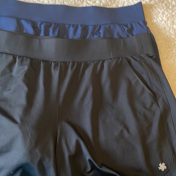 Tek gear shorts bundle navy and black. - Picture 3 of 4